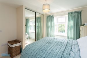 Bedroom- click for photo gallery